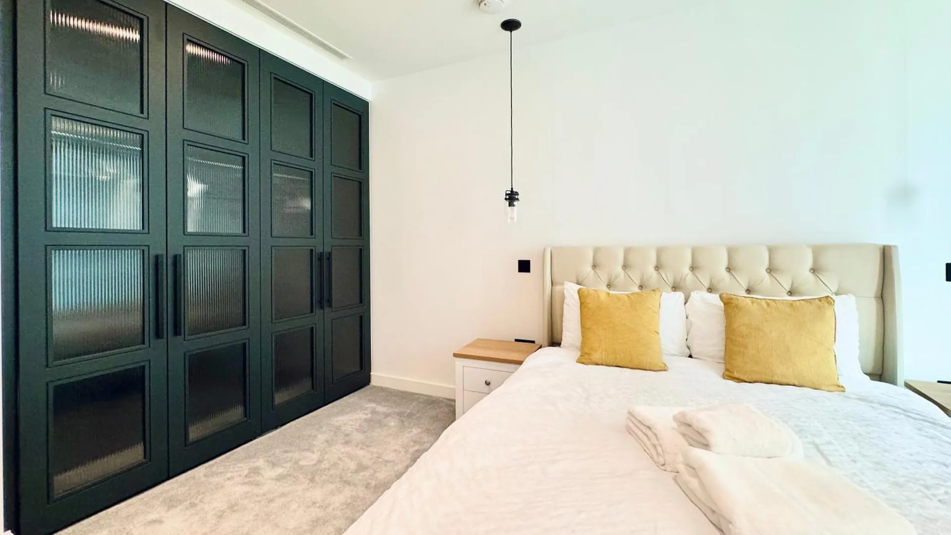 A Luxury Flat Near Tower Bridge Apartment London United Kingdom